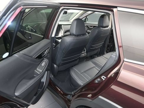 Used 2025 Subaru Outback Touring XT AWD/4WD image 12