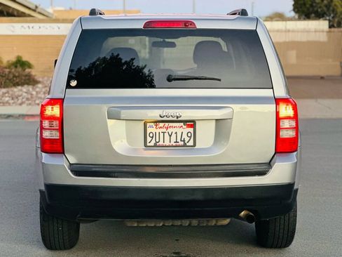 Used 2015 Jeep Patriot Sport w/ Power Value Group FWD image 4