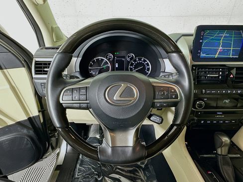 Used 2023 Lexus GX 460 Premium image 15
