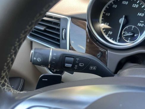 Used 2012 Mercedes-Benz ML 350 4MATIC image 43