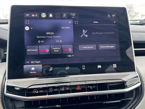 Used 2023 Jeep Compass Limited image 23