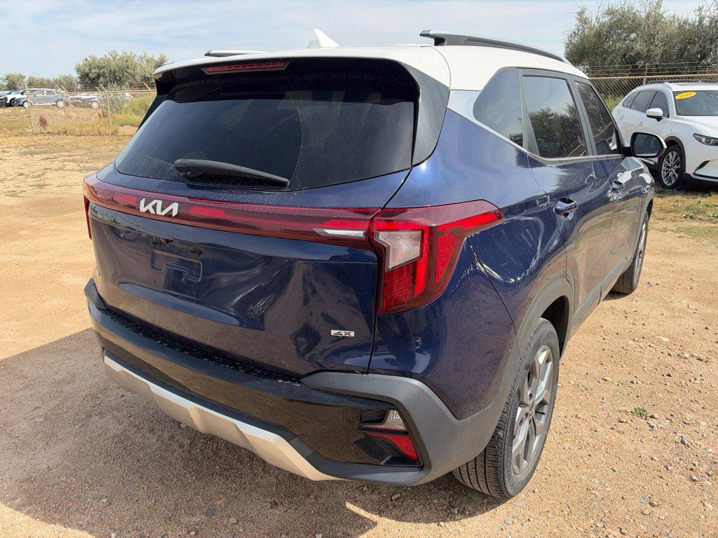 Certified 2024 Kia Seltos S AWD/4WD image 5