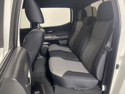 Certified 2023 Toyota Tacoma TRD Off-Road image 13