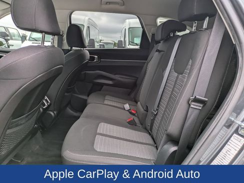 Used 2021 Kia Sorento LX FWD image 16