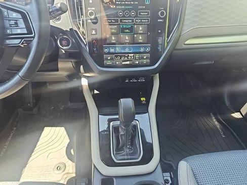 Certified 2025 Subaru Forester Premium AWD/4WD image 11