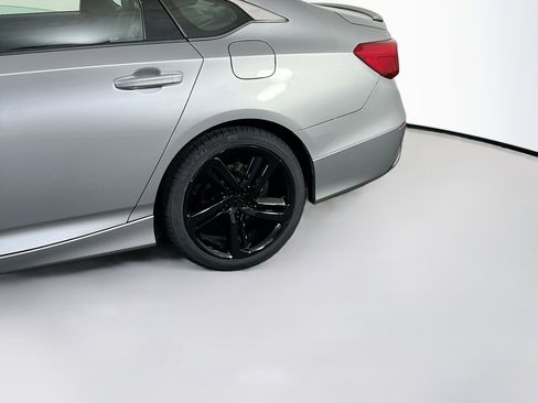 Used 2022 Honda Accord Sport image 28