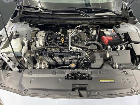 Used 2024 Nissan Altima 2.5 SR w/ SR Premium Package image 36