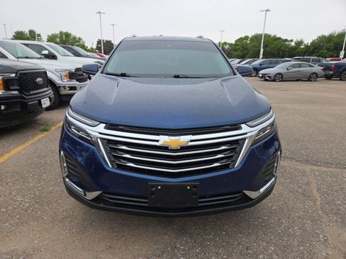 Used 2022 Chevrolet Equinox Premier AWD/4WD image 7