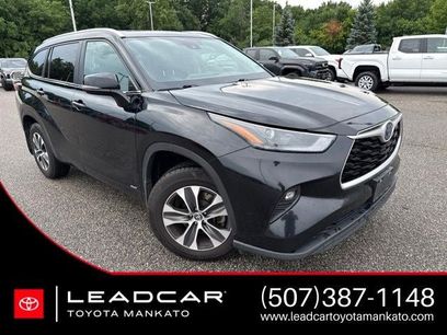 Used 2024 Toyota Highlander XLE
