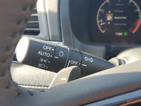 New 2026 Honda Odyssey Touring image 34