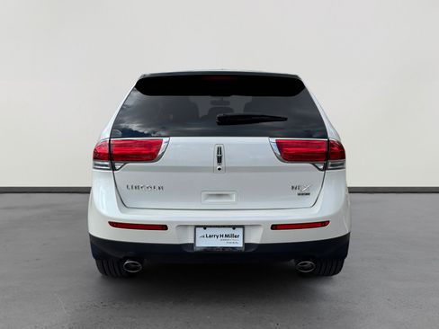 Used 2014 Lincoln MKX Base w/ Equipment Group 102A image 4