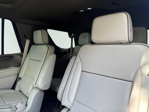 New 2026 GMC Yukon Denali w/ Denali Reserve Package AWD/4WD image 24