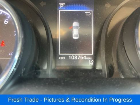 Used 2019 Toyota Camry LE FWD image 12