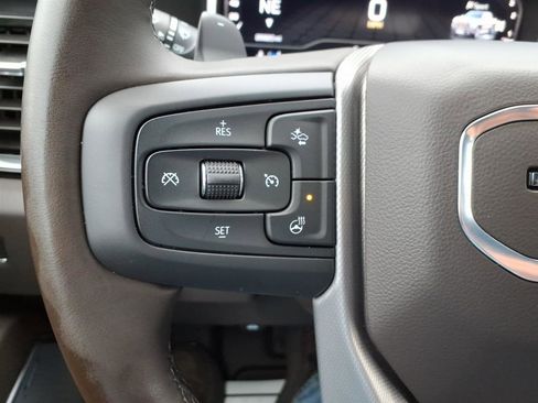 Used 2024 GMC Sierra 1500 Denali w/ Technology Package AWD/4WD image 23