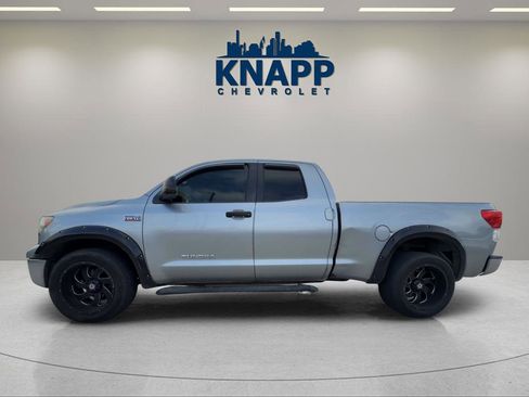 Used 2012 Toyota Tundra 2WD Double Cab w/ Tow Pkg image 2