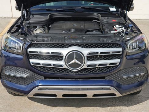 Used 2022 Mercedes-Benz GLS 450 4MATIC image 8
