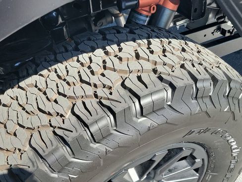 Used 2026 Ford F150 Raptor AWD/4WD image 32