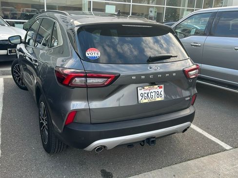 Used 2023 Ford Escape SE w/ PHEV Premium Package image 2