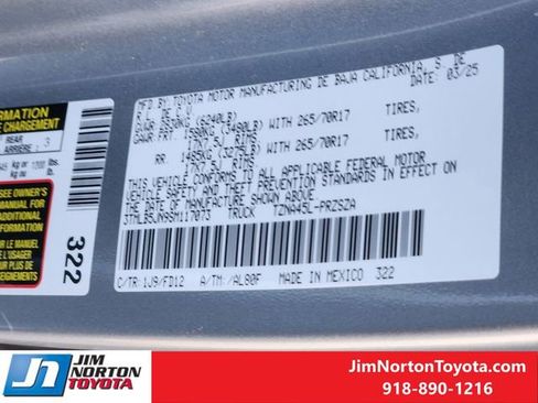 Used 2025 Toyota Tacoma TRD Off-Road image 33