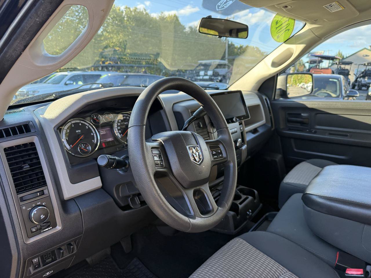 Used 2012 RAM 1500 Express w/ ST Popular Equipment Group AWD/4WD image 31