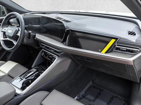New 2026 Audi Q5 Premium Plus AWD/4WD image 24