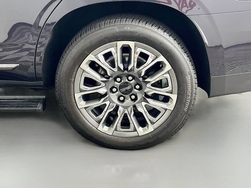 Used 2024 GMC Yukon Denali Ultimate AWD/4WD image 40