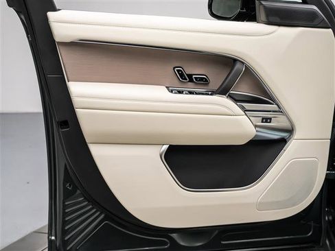 New 2026 Land Rover Range Rover SE AWD/4WD image 23