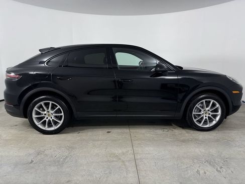 Certified 2021 Porsche Cayenne image 8