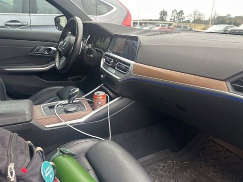 Used 2020 BMW 330i xDrive Sedan w/ M Sport Package image 16