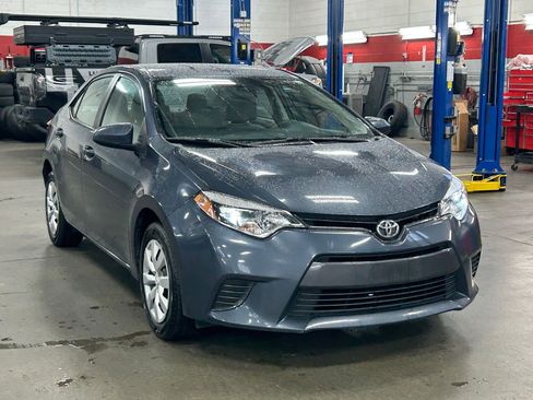 Used 2015 Toyota Corolla LE image 7