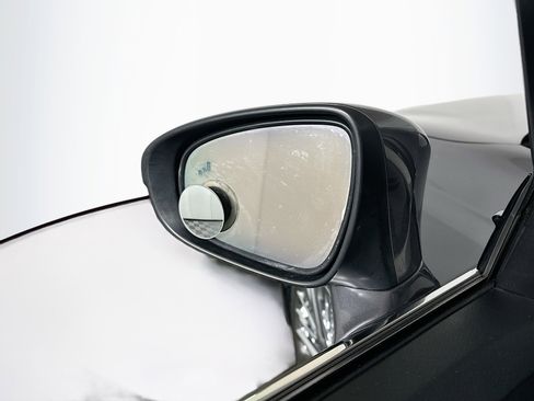 Used 2017 Lexus ES 350 w/ Luxury Package image 16