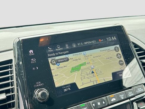 Used 2023 Honda Odyssey Touring image 17