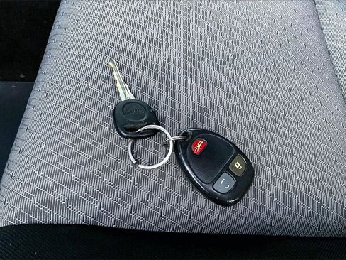 Used 2009 GMC Sierra 1500 W/T image 32