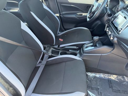 Used 2025 Nissan Versa S w/ Trunk Package FWD image 28