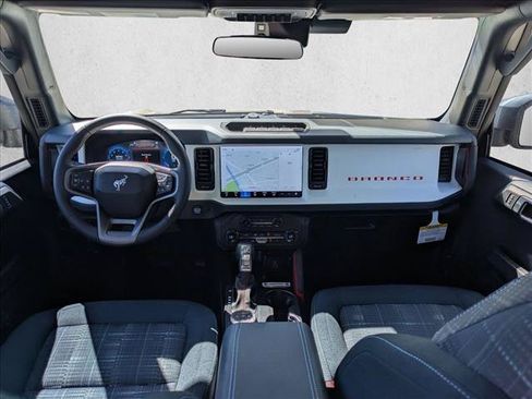 New 2026 Ford Bronco Heritage Edition AWD/4WD image 15