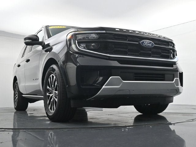 Used 2025 Ford Expedition Platinum AWD/4WD image 44