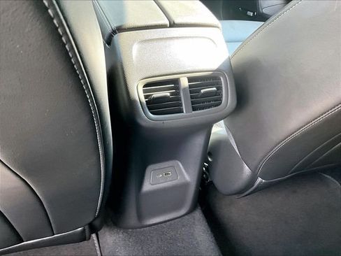 Used 2024 Buick Envision Preferred AWD/4WD image 28