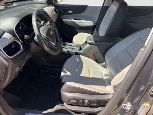 Used 2020 Chevrolet Equinox Premier AWD/4WD image 14