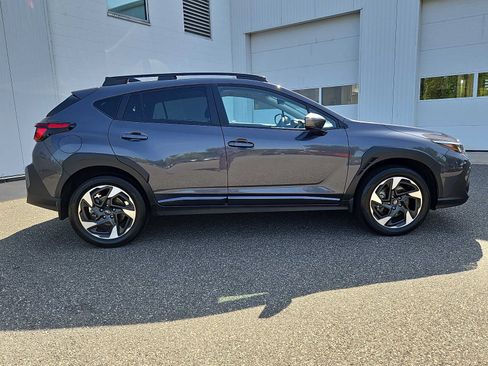 Used 2024 Subaru Crosstrek 2.5i Limited AWD/4WD image 7