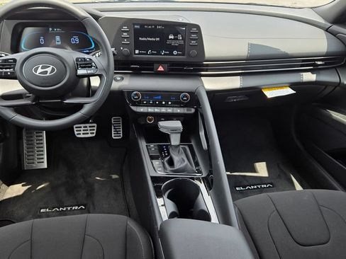 New 2026 Hyundai Elantra SEL Sport Premium FWD image 10