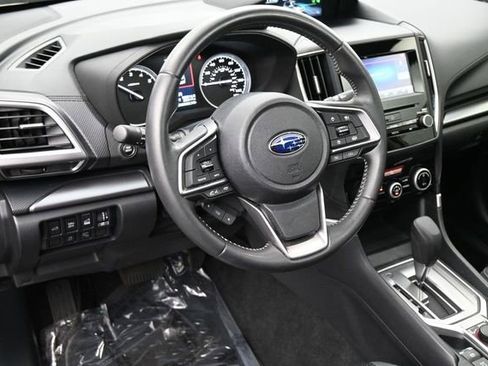 Used 2023 Subaru Forester Premium AWD/4WD image 7