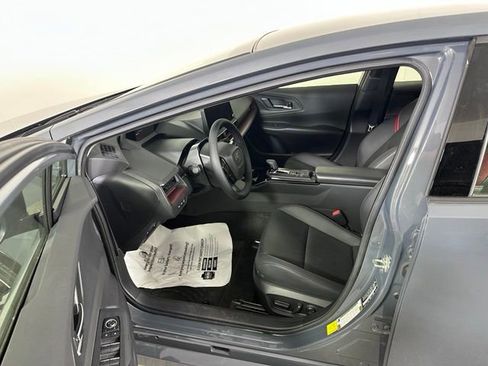 Used 2023 Toyota Prius Prime FWD image 18