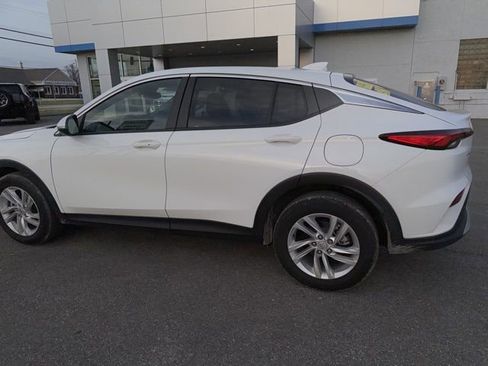 Used 2024 Buick Envista Preferred w/ Convenience I Package image 17