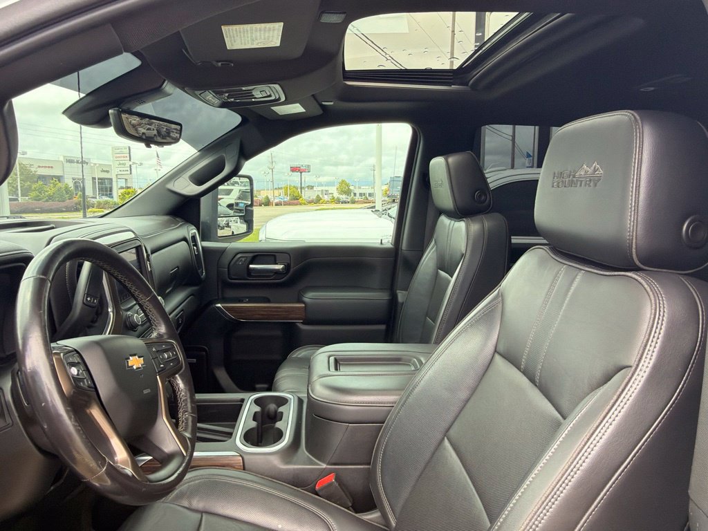 Used 2022 Chevrolet Silverado 2500 High Country w/ Z71 Off-Road Package AWD/4WD image 17