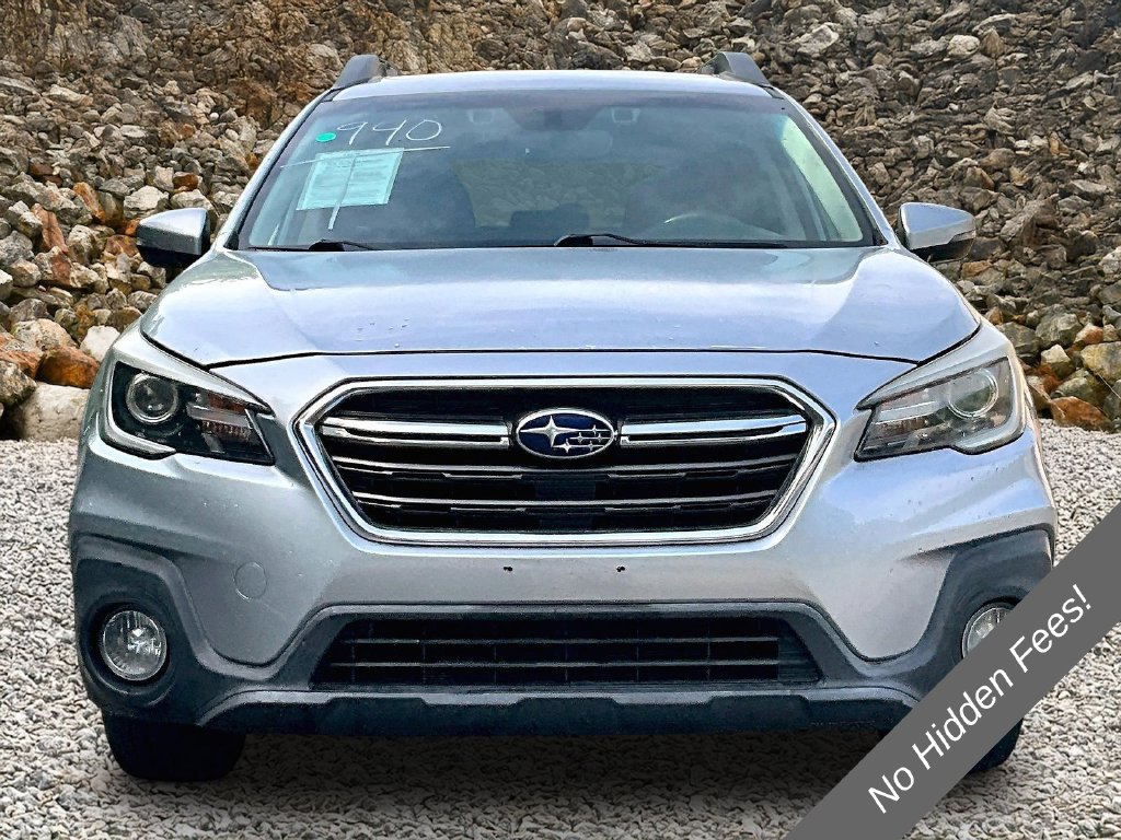 Used 2018 Subaru Outback 2.5i Limited AWD/4WD image 3