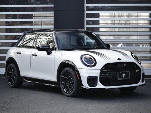 New 2026 MINI Cooper S image 1