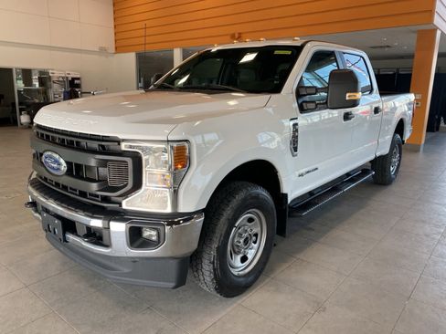 Certified 2022 Ford F350 XL w/ Power Equipment Group image 1