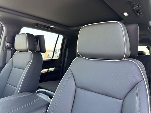 New 2026 GMC Yukon XL Elevation w/ Elevation Premium Package RWD image 22