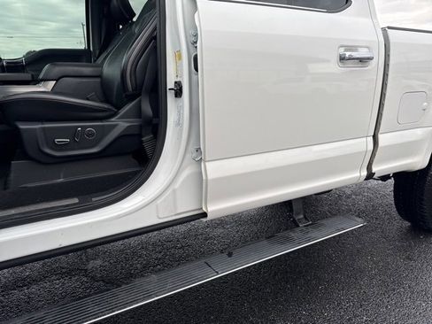 Used 2021 Ford F250 Platinum image 19