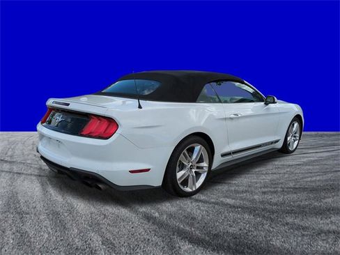 Used 2021 Ford Mustang Premium w/ Equipment Group 201A image 4